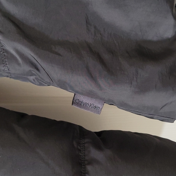 CALVIN KLEIN | Duck Down Jacket with Removable Hood - Medium - Picture 4 of 12